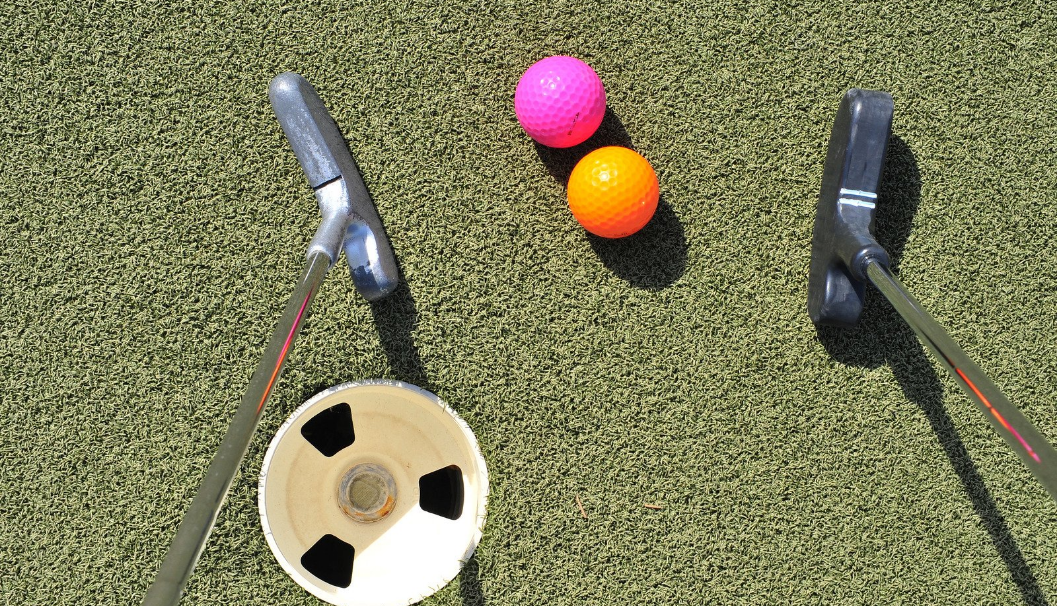 Holey Moley with Iglu Central